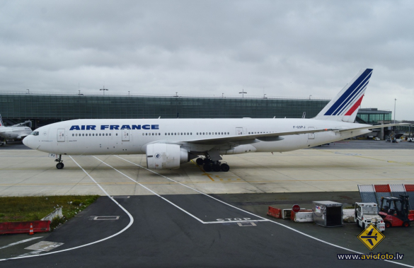 Boeing 777-228/ER